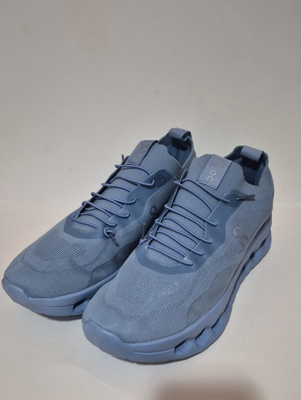 Men's Running Athletic Shoes Sneakers Dusty Blue Comfort Soles Size 45 or 12